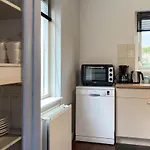 3 Bedroom Nice Home In Zonnemaire
