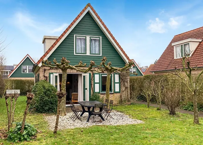 3 Bedroom Nice Home In Zonnemaire